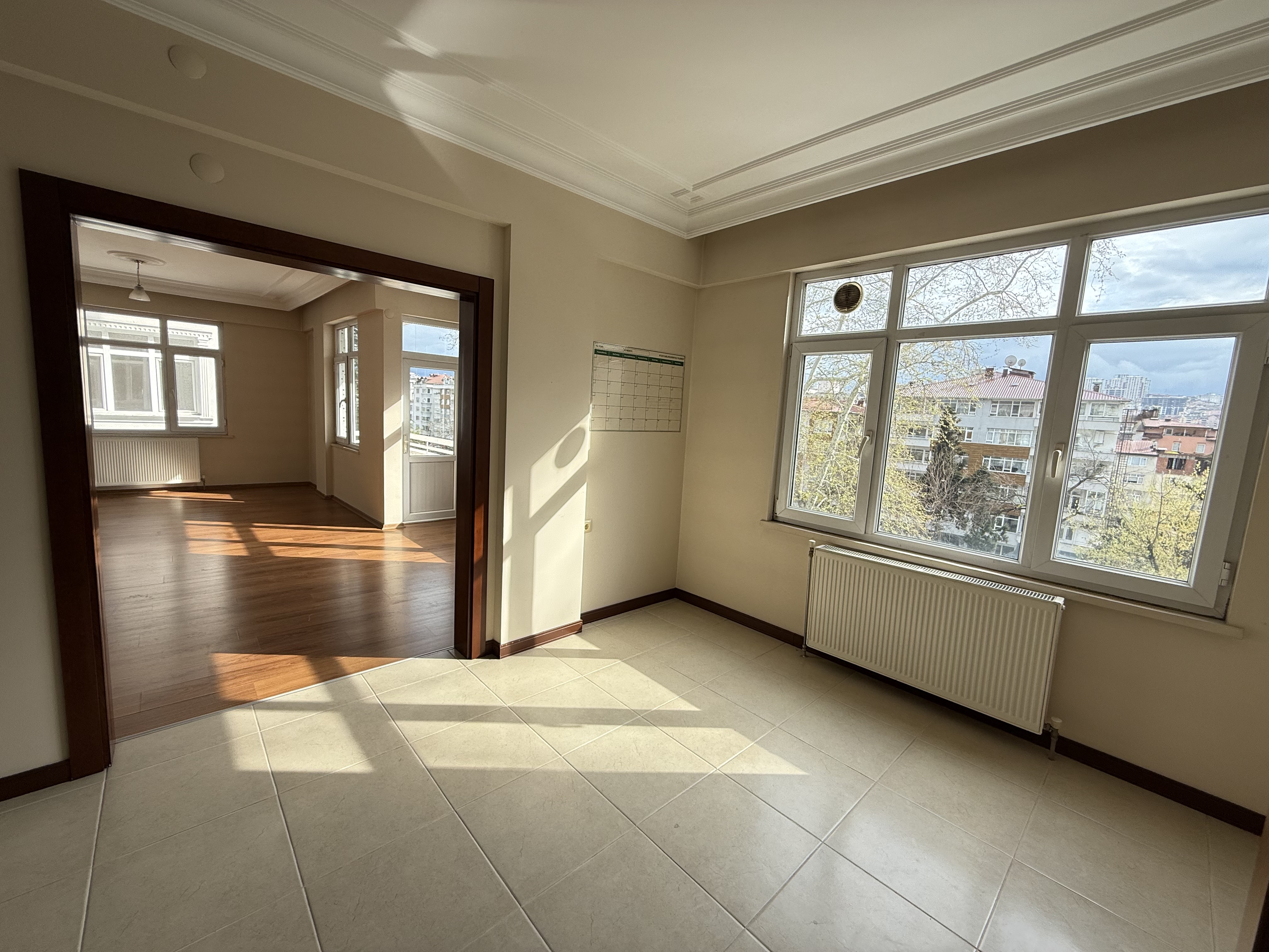 ORDU BAHÇELİEVLER MAH.ANAYOL KENARI, GENİŞ 2+1 KİRALIK DAİRE