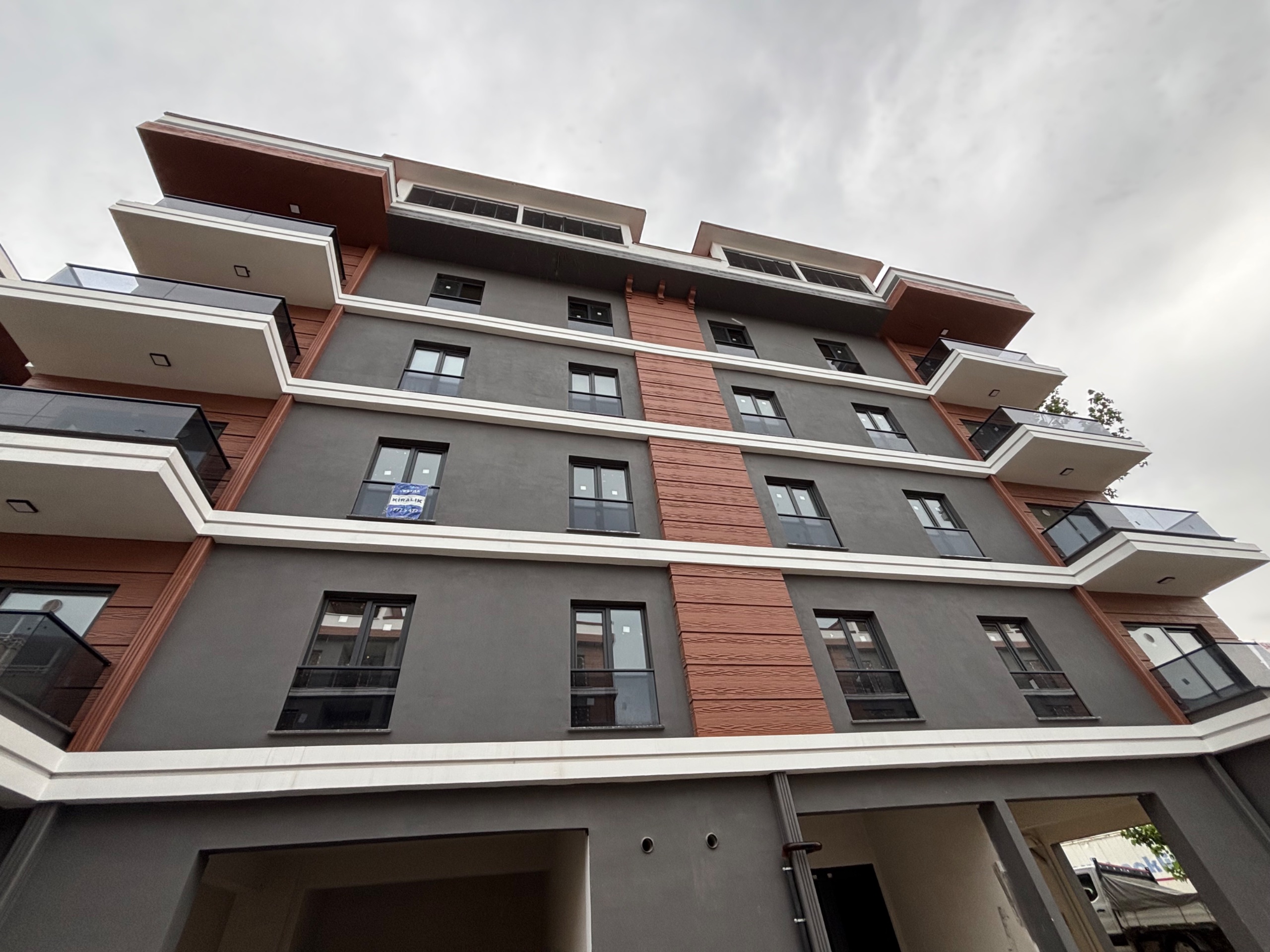 Denize 50 Metre, Park Manzaralı Ferah Yaşam!
