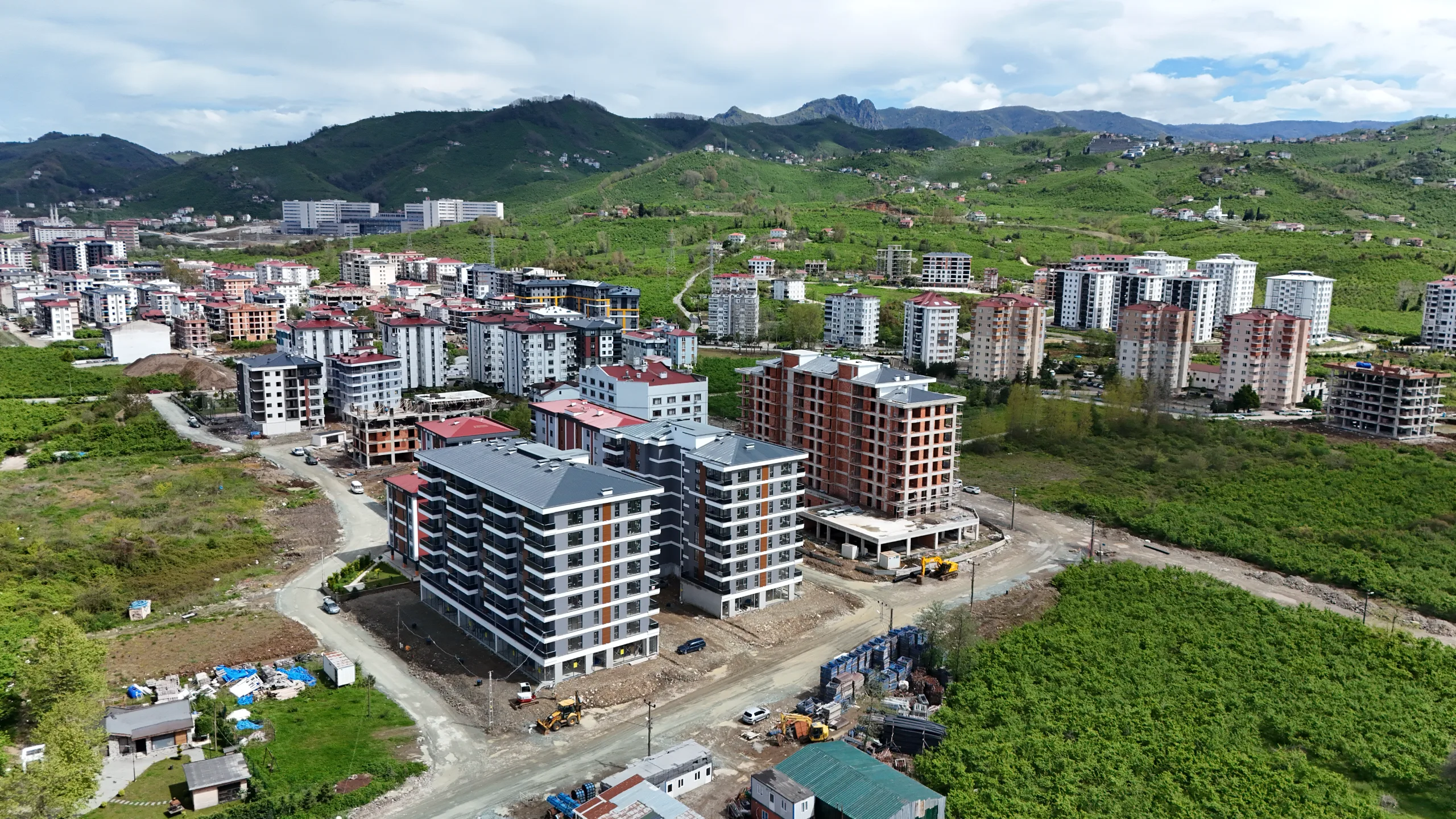 YEŞİLYURT PROJE İNŞ.TAAH. 2